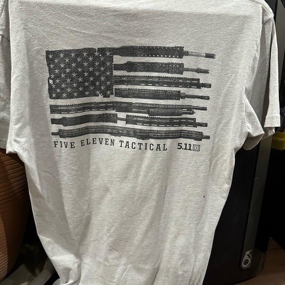 Gun flag grey tshirt - Picture 3 of 4